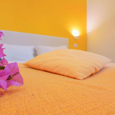 كالياري Insula B&B الغرفة الصورة