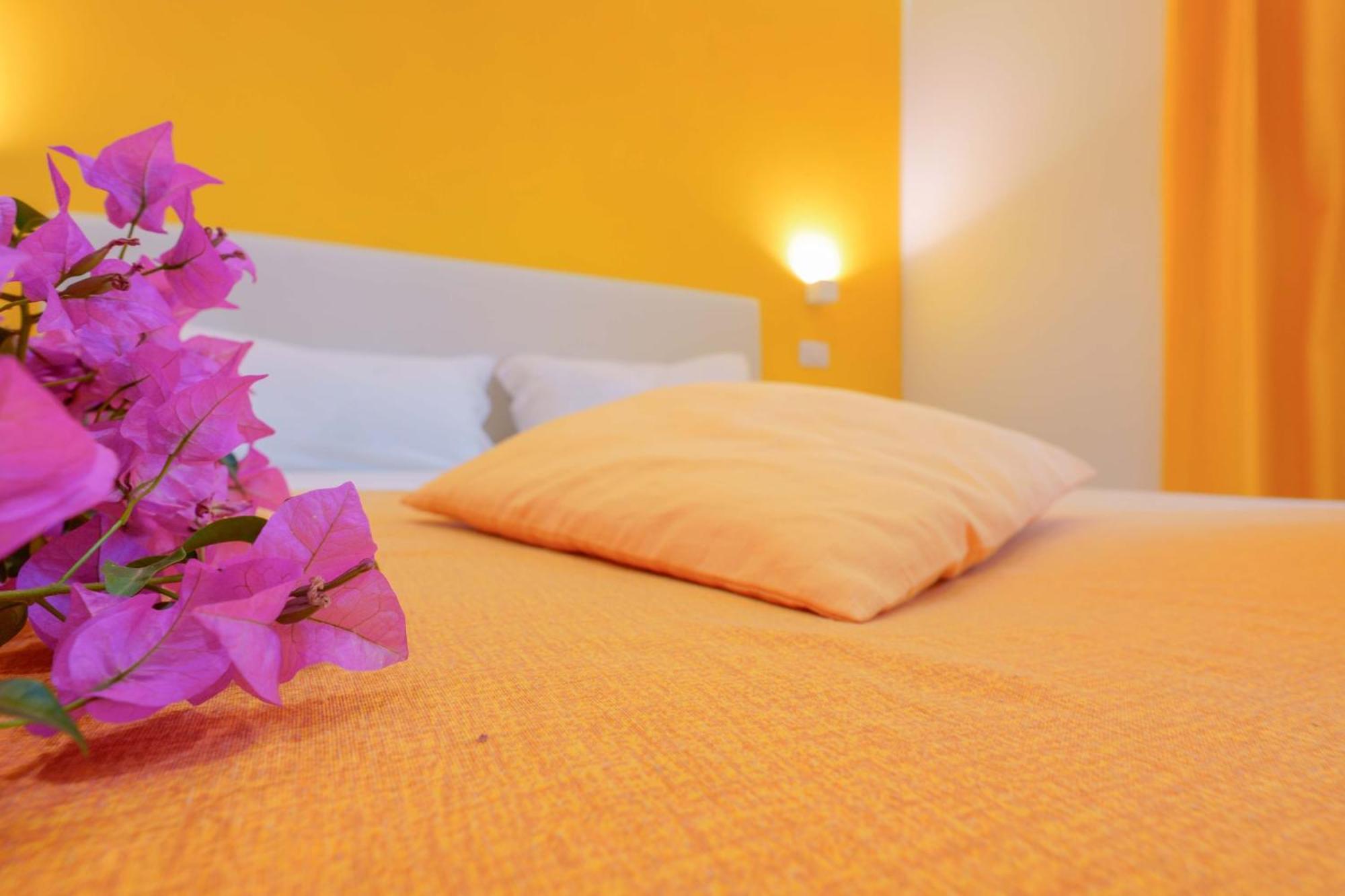 كالياري Insula B&B الغرفة الصورة